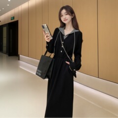 2025秋冬季新款女士休闲显瘦假两件连帽卫衣裙时尚气质收腰连衣裙
