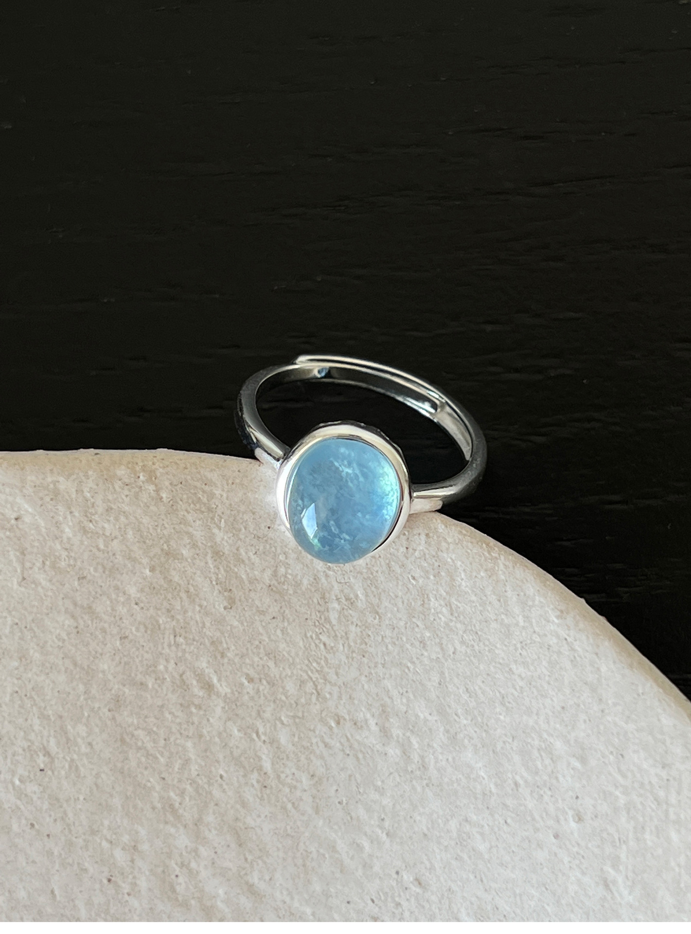 Aquamarine Gemstone And Brushed Silver Ring Set For Women_voghion.com