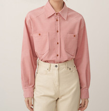 粉色灯芯绒衬衫女春秋新款长袖法式上衣设计感小众港风气质衬衣