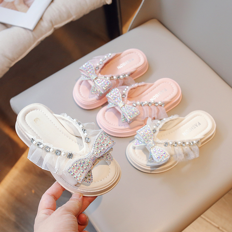 Fashionable sandals