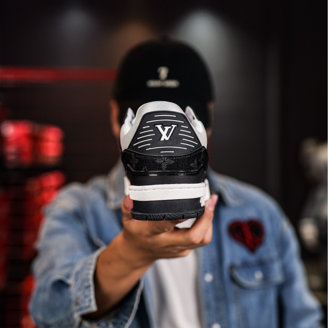 Caja de cajones casa de burro entrenador impresión de moda de suela gruesa elevación de zapatos deportivos pareja universal para hombres y mujeres skate