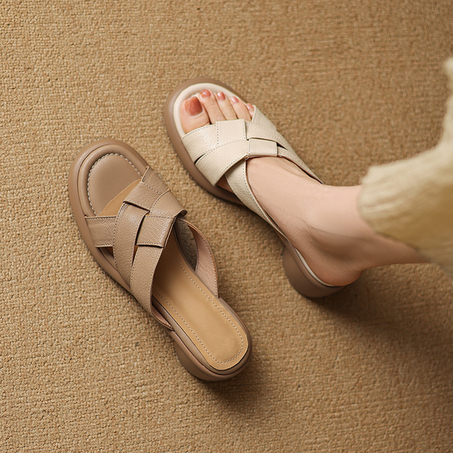 Sandal nữ hở mũi dệt da dê gót cao 7 cm — màu trắng ngà