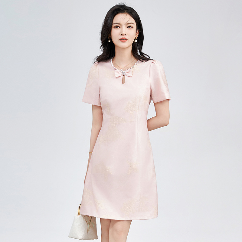 2423201 - Hồng