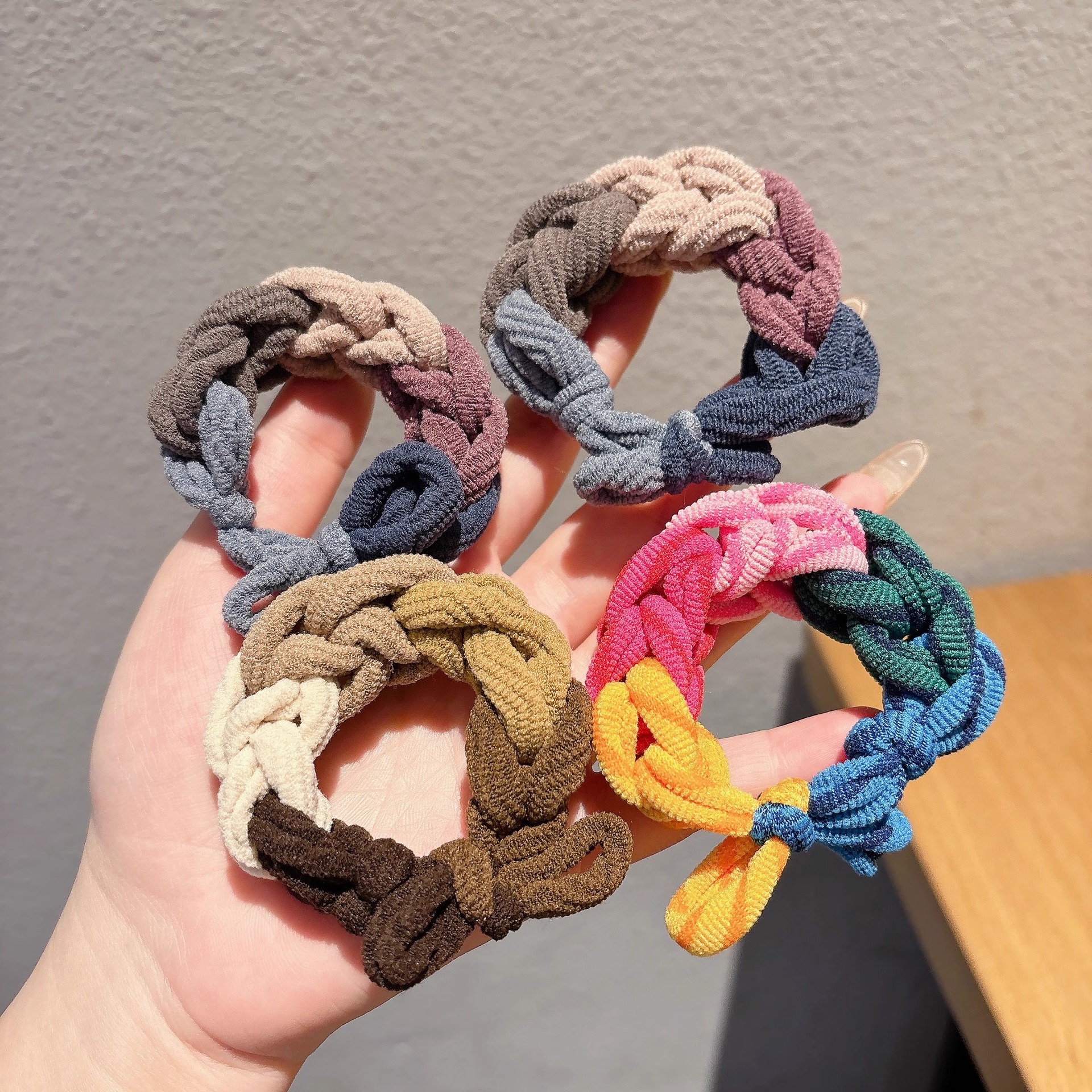 Zhao LuSi con el anillo de cabello de alta gama de mujeres color trenzado cuerda de cabeza 2025 nuevo pellizco cuero de cabello de alta elasticidad accesorios para el cabello