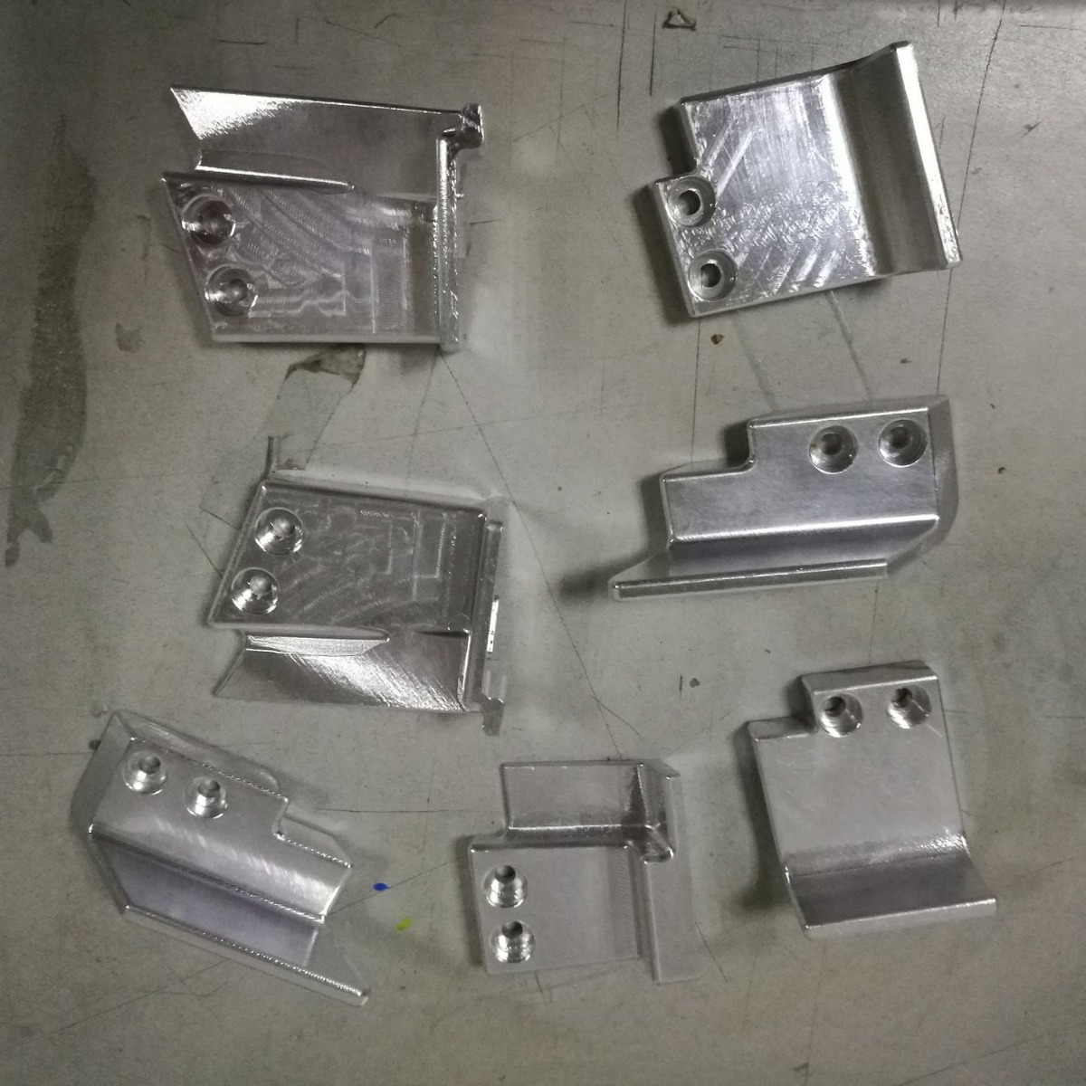 CNC手板模型RIM低压灌注模具家电机壳硅胶复模汽车内饰机器人外壳