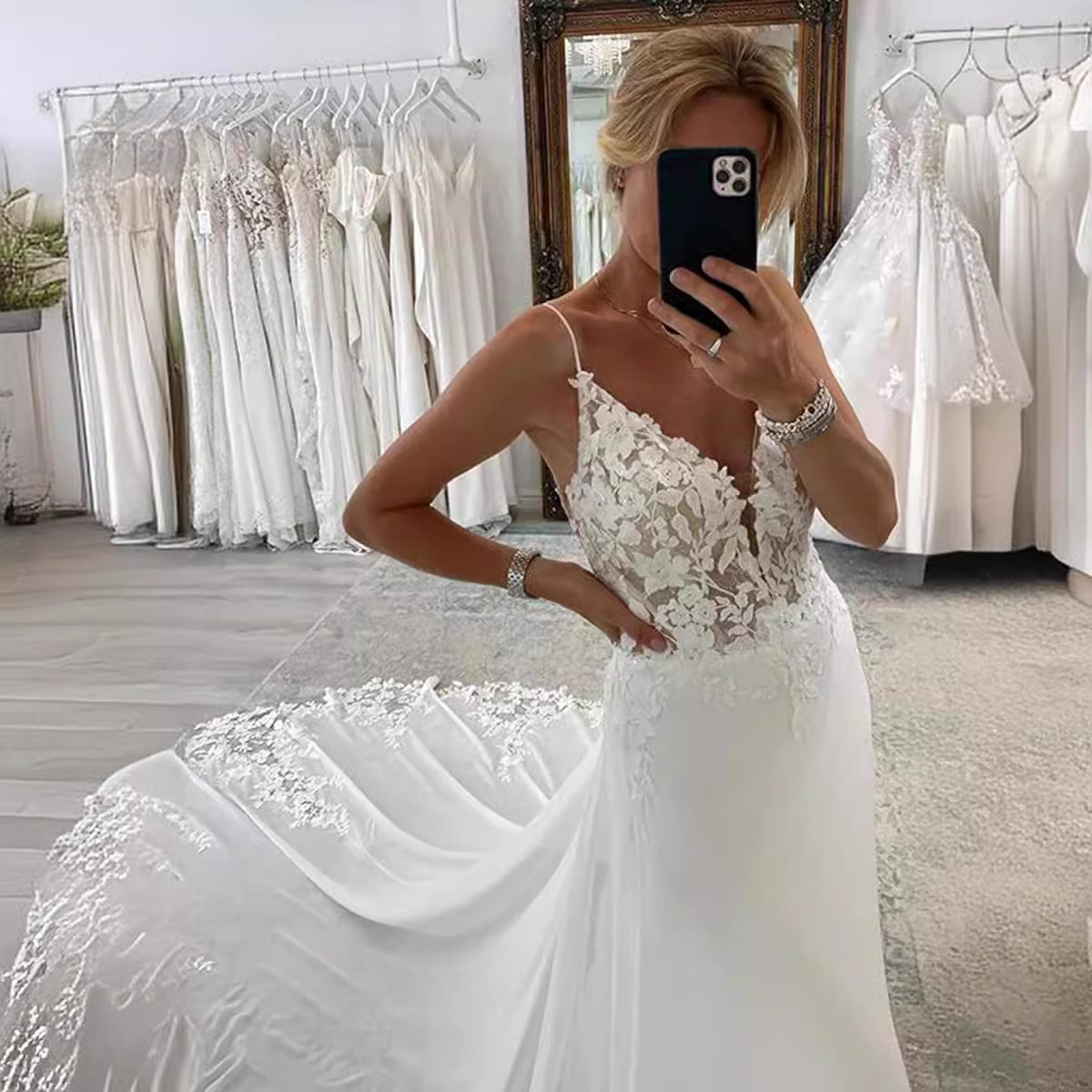 Thin-band wedding dress 2025 new style bride simple deep V-neck…