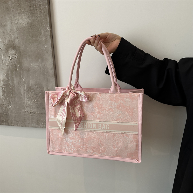 Nueva bolsa china de estilo nacional para mujeres de gran capacidad 2024 nueva bolsa de hombro de verano nueva bolsa especial