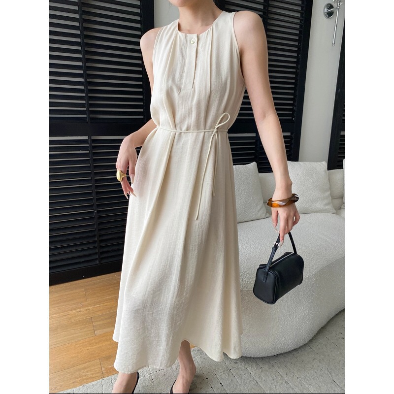 Sinnan Gentle Atmosphere French Resort Style Pleated Round Neck Tie Waist Sleeveless Dress Sn8789 Sinnan Gentle Atmosphere French Resort Style Pleated Round Neck Tie Waist Sleeveless Dress Sn8789