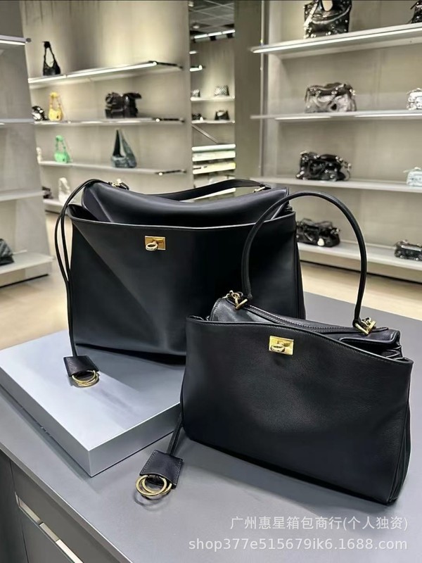 25 新しいロデオ大容量トートバッグ女性のリラックスしたニュートラルロックケリーバッグ本革ショルダーメッセンジャーバッグ|undefined
