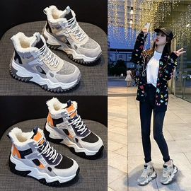 女式休闲单鞋;女式皮靴;厚底凉鞋