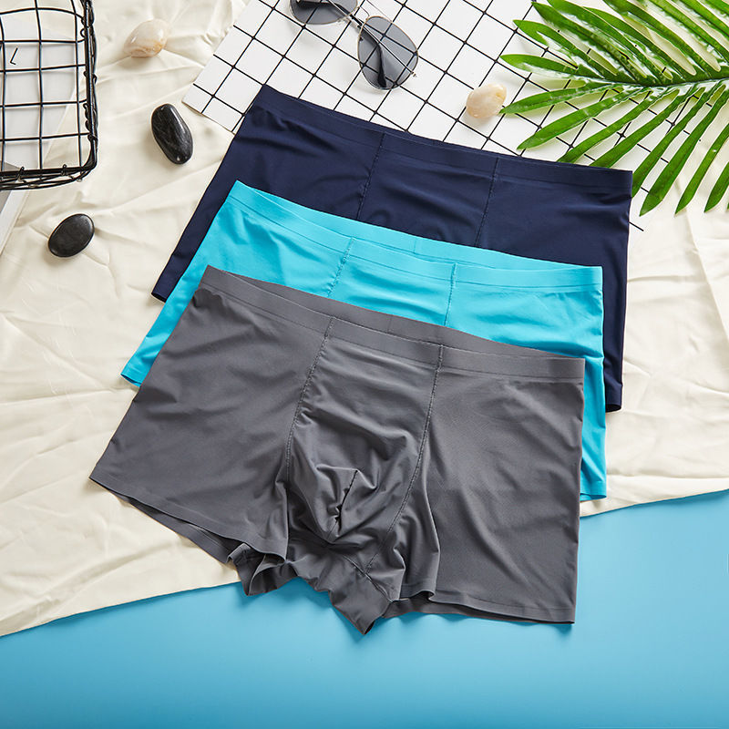 Ropa interior de seda de hielo pantalones planos de secado rápido para hombre ligero transpirable de una pieza sin costuras boxeadores de verano en stock al por mayor