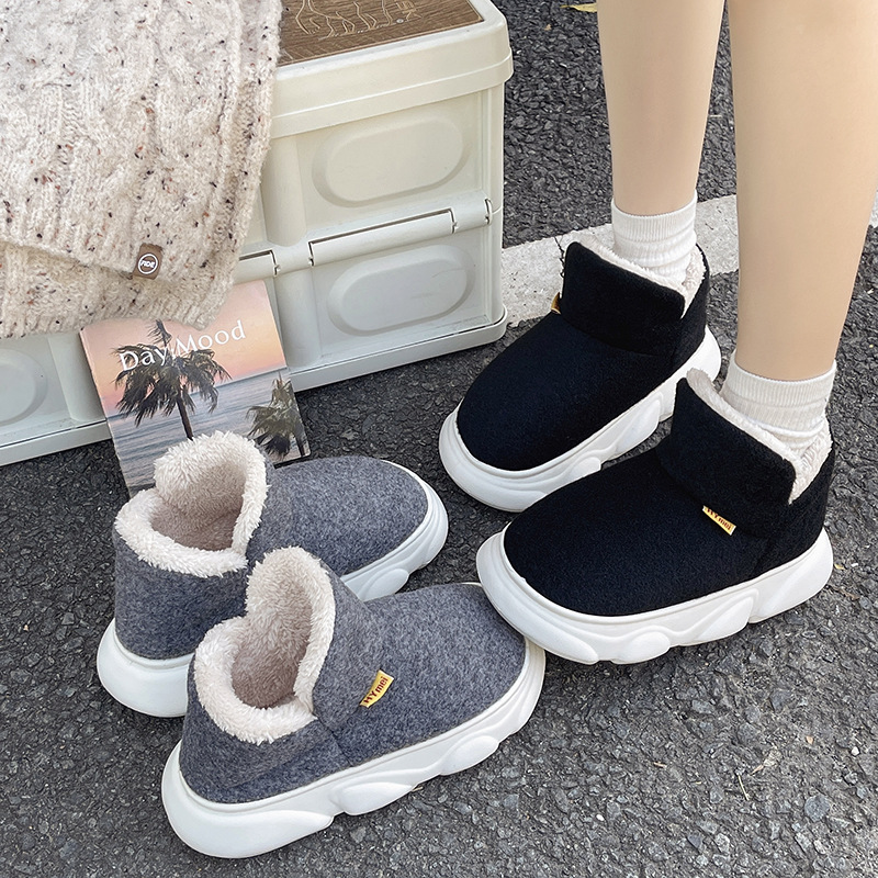 Nuevas botas de nieve de invierno de alto impacto, botas de algodón caliente para hombres y mujeres, botas cortas de pareja frías de gran tamaño