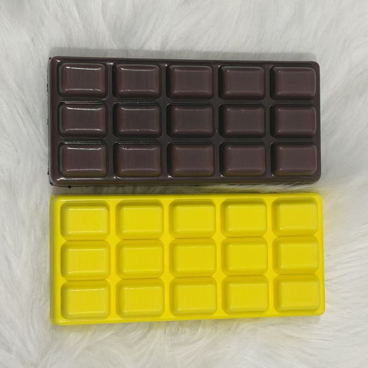 Color impreso amarillo chocolate tabla grande