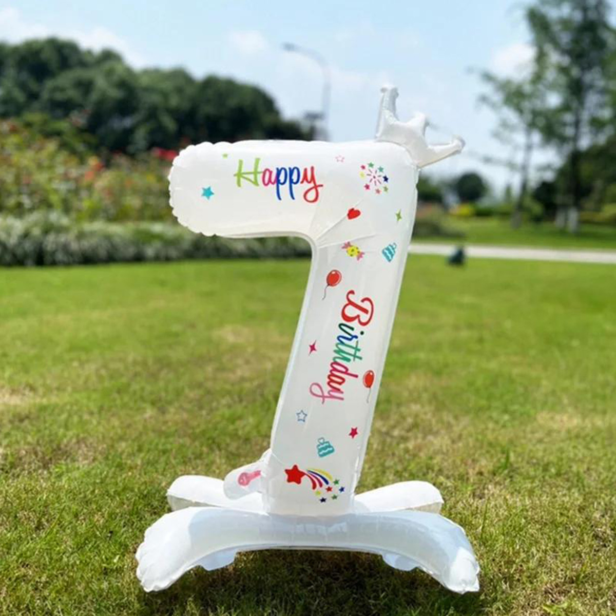 Globo de número de cumpleaños blanco, número de pie, venta al por mayor transfronteriza, globo de corona de fiesta de cumpleaños de película de aluminio de 32 pulgadas