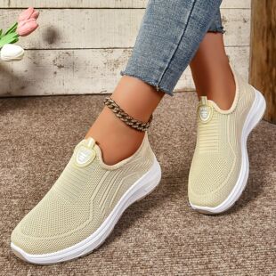 Ь��Ů����Ь�ļ�͸���a���eЬܛ���p��һ�_�ņ�Ь�羳ŮЬ���l
