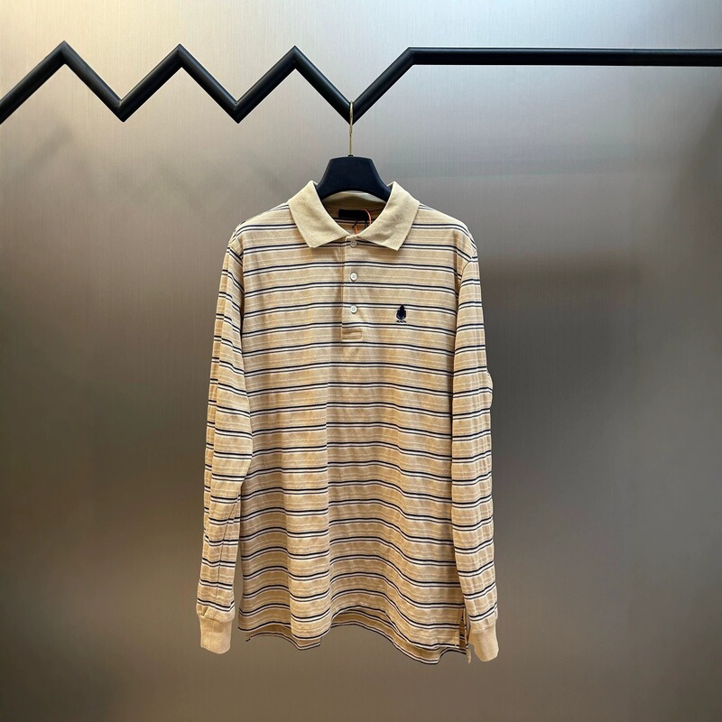 Authentic, original, in-stock P brand 26SS logo embroidered striped color-block long-sleeve polo shirt, unisex casual style Authentic, original, in-stock P brand 26SS logo embroidered striped color-block long-sleeve polo shirt, unisex casual style