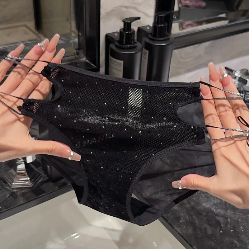 French Velvet Light Luxury Sexy Women's Panties, Mid-Low Waist, High Elasticity, Pure Desire, Hollow, Comfortable, Pure Cotton Crotch, Women's Briefs