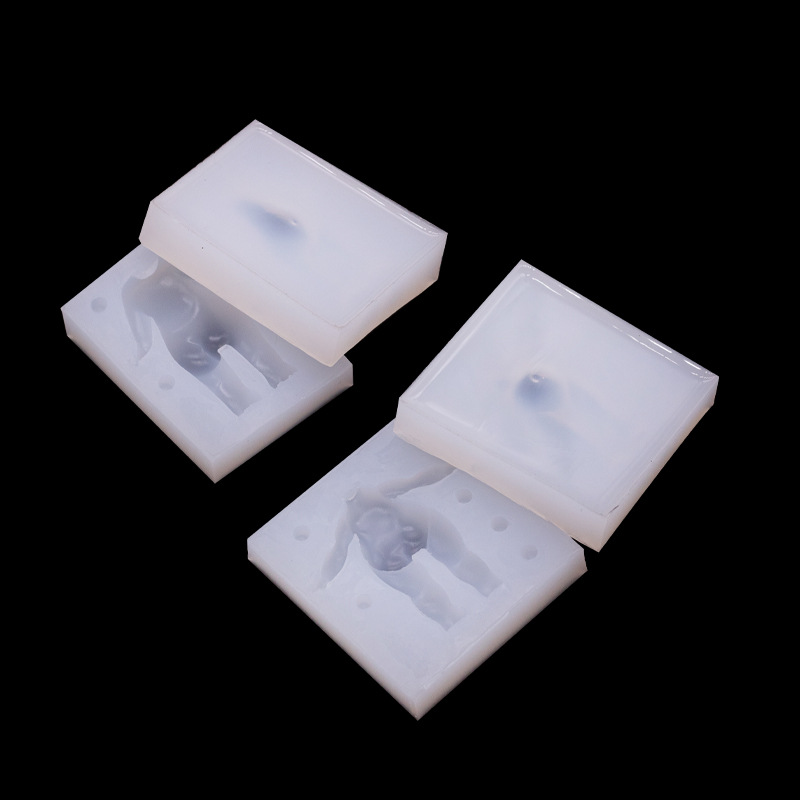 Personaje de dibujos animados Q versión cuerpo molde de silicona muñeca accesorios de producción hechos a mano molde de cerámica suave de arcilla ultraligera