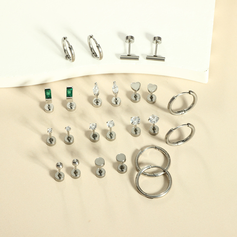 Labret piercing jewelry detail image