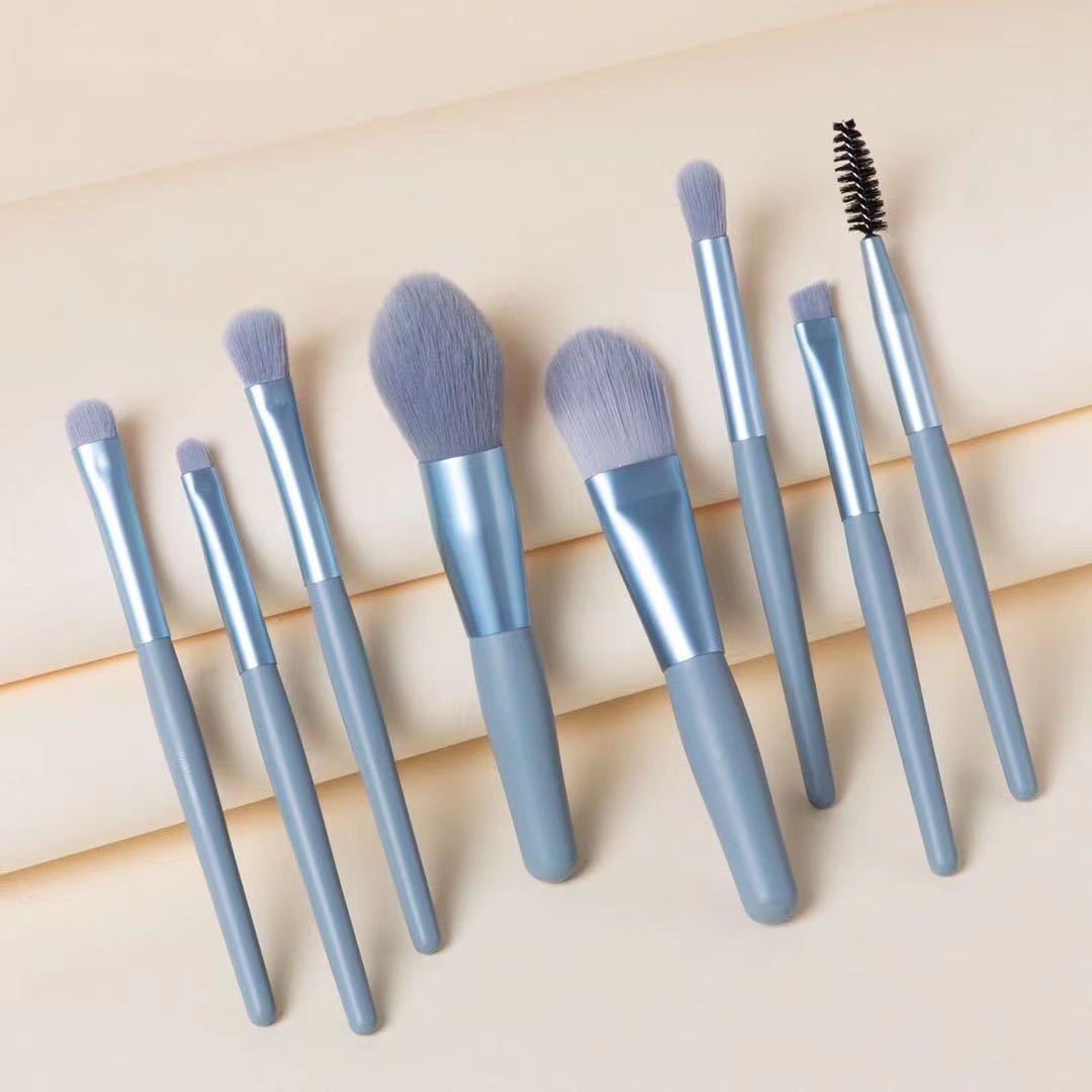 Nuevo conjunto de 13 cepillo de maquillaje azul de cuatro estaciones portátil de cepillo blush de pelo suave detalle de cepillo de sombra de ojos conjunto completo de herramientas de maquillaje