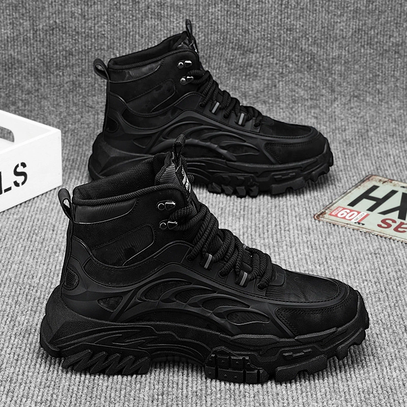 Платформенные ботинки Martens демисезонные ankle boots, массивная подошва, шнуровка, для отдыха