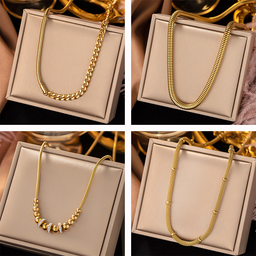 Fashion Solid Color Titanium Steel Plating Chain Inlay Zircon Necklace 1 Piece display picture 1