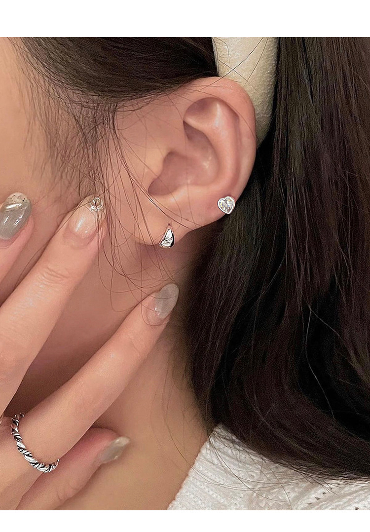 3g Weight 1 Piece 925 Sterling Silver Zircon Heart Shape Ear Studs