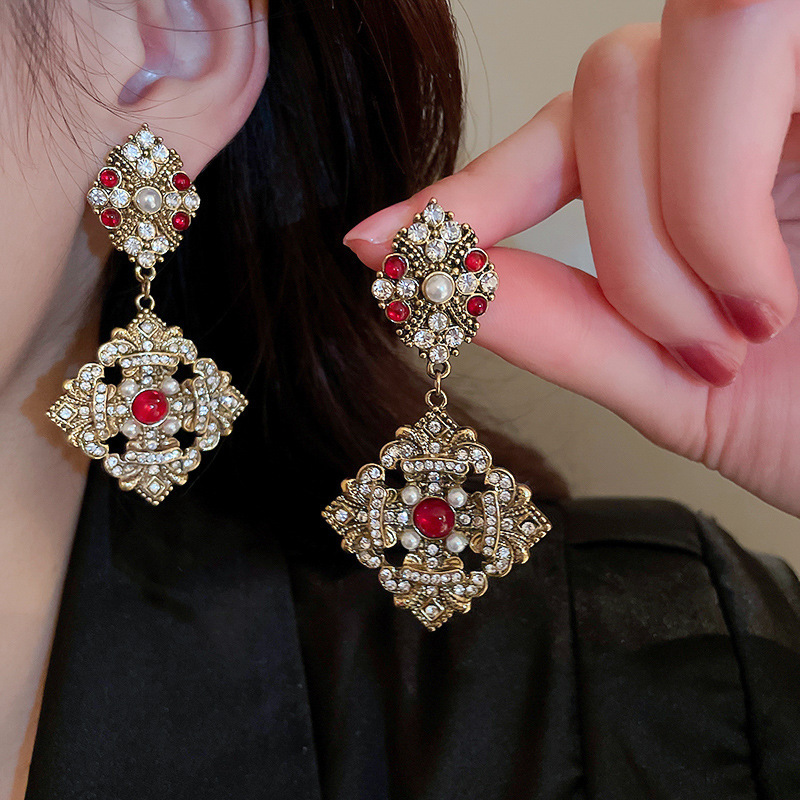 Vintage Style Heart Shape Alloy Plating Artificial Rhinestones Womenu0027S Earrings 1 Pair
