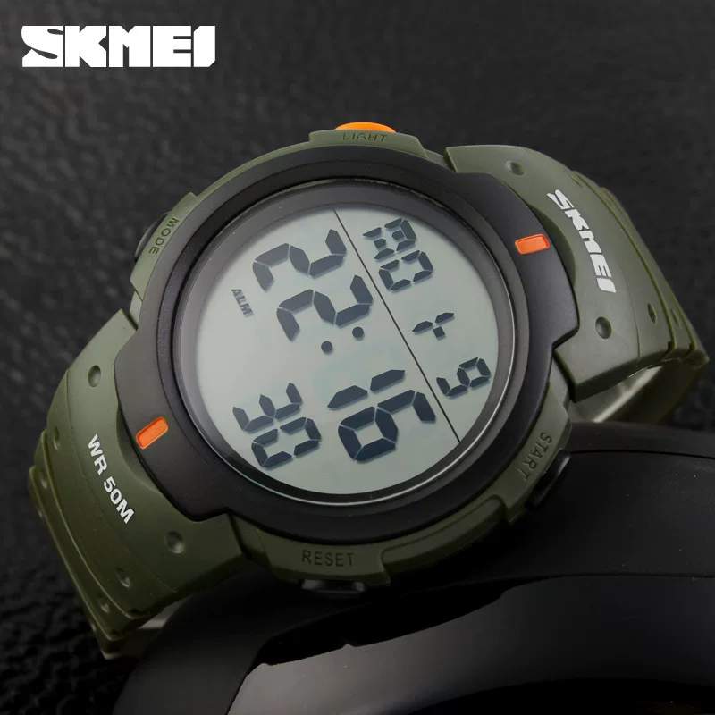 Universal waterproof electronic fashionable travel men's watch