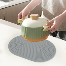 餐垫、杯垫;喂养餐具;狗狗食具