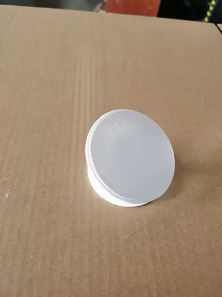 Clip white double round hood