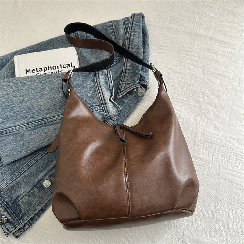 Marrón sin colgante