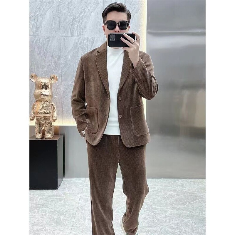Men's trendy corduroy suit, high-street designer style, popular among influencers, stylish and casual, new autumn/winter collection