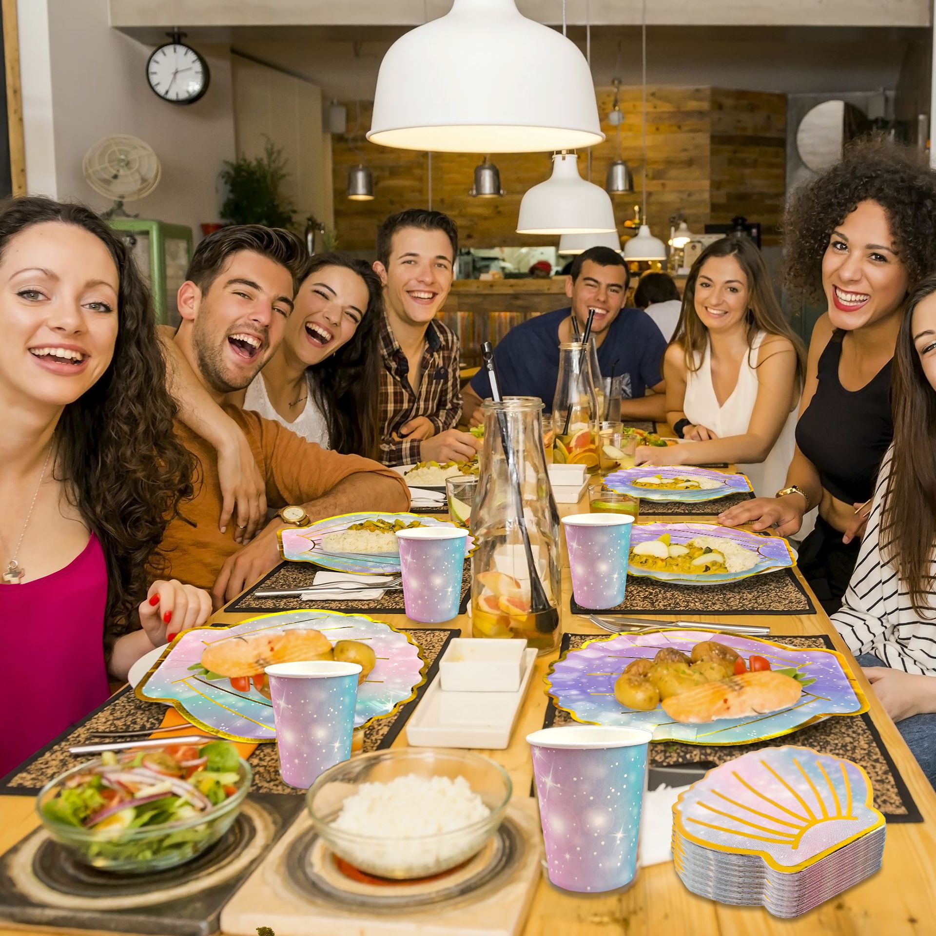 Luxuriöses Einweggeschirr-Set in Muschelform – Elegante Teller, Becher und Servietten (7 & 9 Zoll) – Umweltfreundlich und stilvoll für Strand- und Geburtstagsfeiern_voghion.com