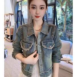 2026早春外套新款牛仔外套欧货设计感钉钻短款上衣时尚休闲女