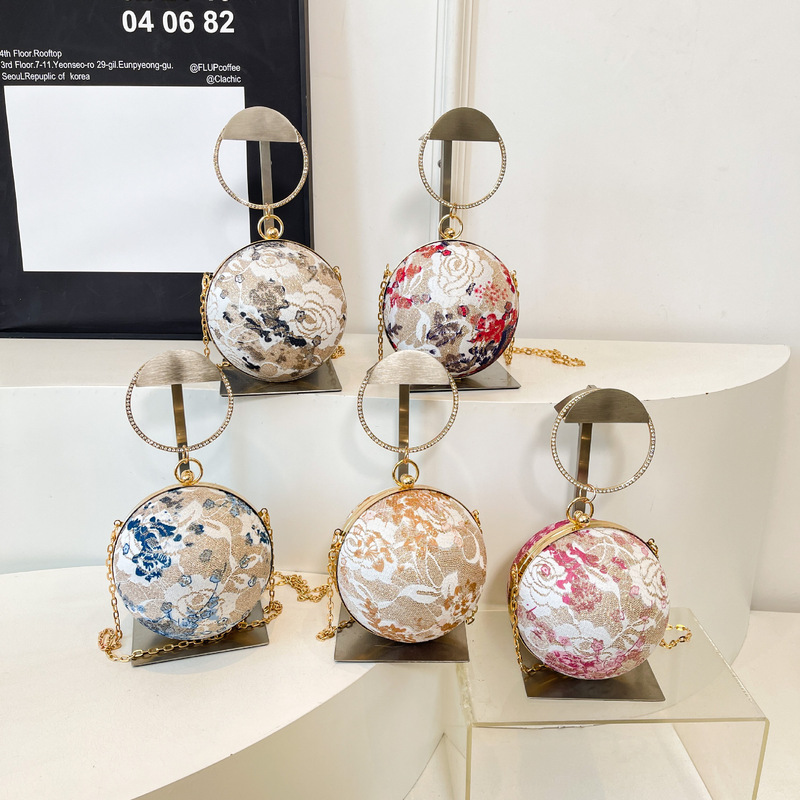 National Fashion Fashion Bags 2025 Spring New Spherical Handbag Foreign Style Evening Bag Ring Chain Clutch Bag