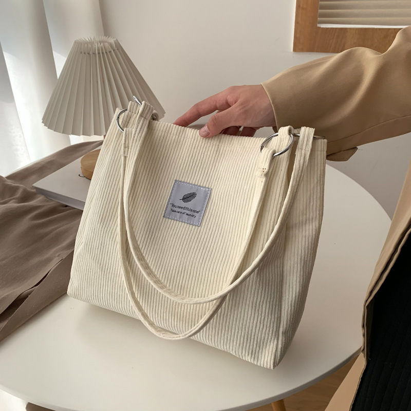 キャンバスバッグの女性のシングル肩の韓国版のレトロでシンプルな文芸のコーデュロイの怠惰な風の大容量の手提げショッピングバッグ|undefined