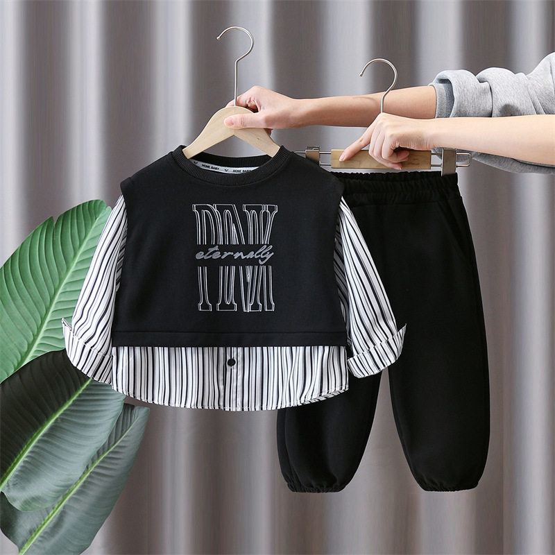 7810 traje de primavera para niños 2025 nuevo estilo estilo occidental ropa para niños suéter casual traje de dos piezas de moda para bebés guapos