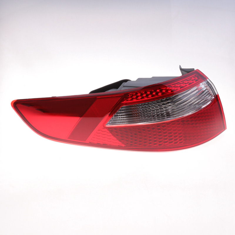 Suitable for 11-14 Kia K2 rear tail lamp assembly 15-17 K2 rear lamp cover left and right reversing brake lamp housing