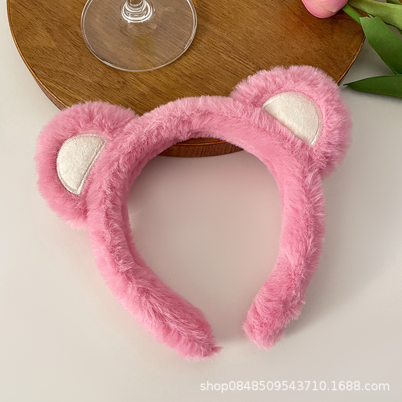 Oso de fresa rosa