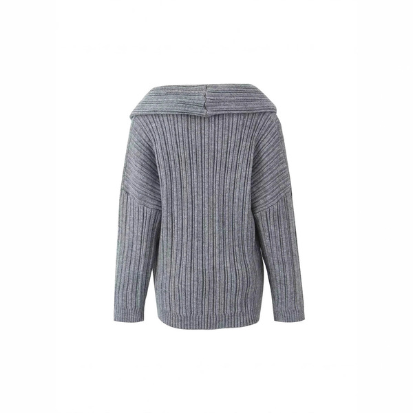 Elegant winter solid color knitted sweater