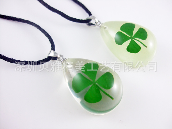 1#水滴夜光四叶草吊坠2