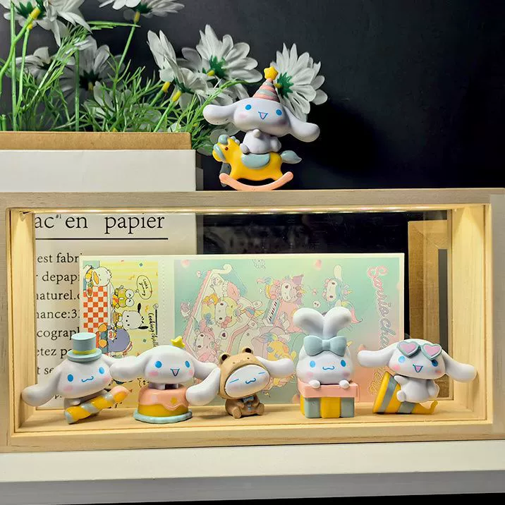 Фигурка Синаморилла на вечеринке блайнд-бокс Sanrio
