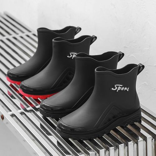 Stylish Short-Cap Rain Boots for Men, Slip-Resistant and Waterproof, Kitchen Rubber Shoes, Car Washing, Construction, Durable Water Boots with Fleece Lining for Warmth