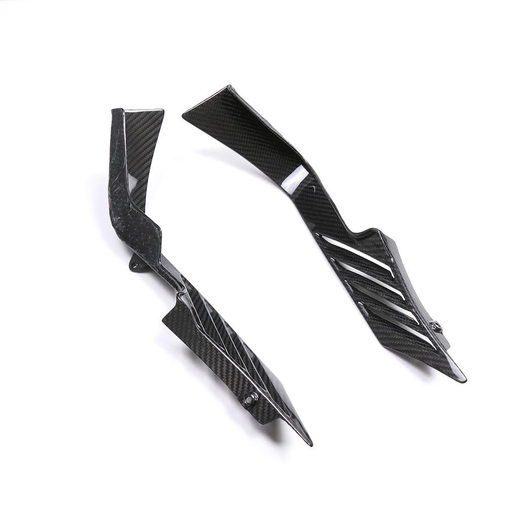 Suitable for new YAMAHA YAMAHA R3 modified carbon fiber shell motorcycle accessories rear rectifier cover