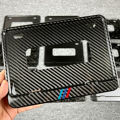 Nömrə qabı, License Plate Frame Carbon Fiber - bmw-three-color-model-delivered-with-stainless-steel-screwsshockproof-pads