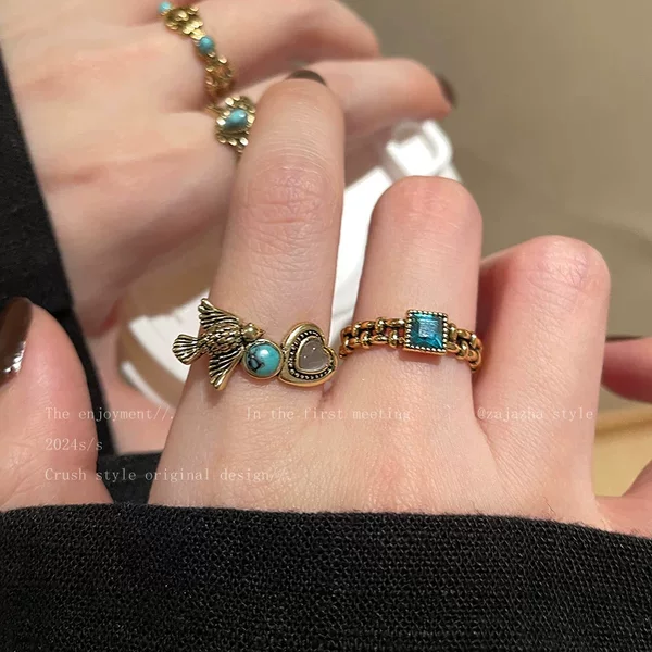 Turquoise Heart Iris Flower Vintage Ring for Women, Second-Hand Niche Light Luxury High-End Index Finger Ring Stackable Ring