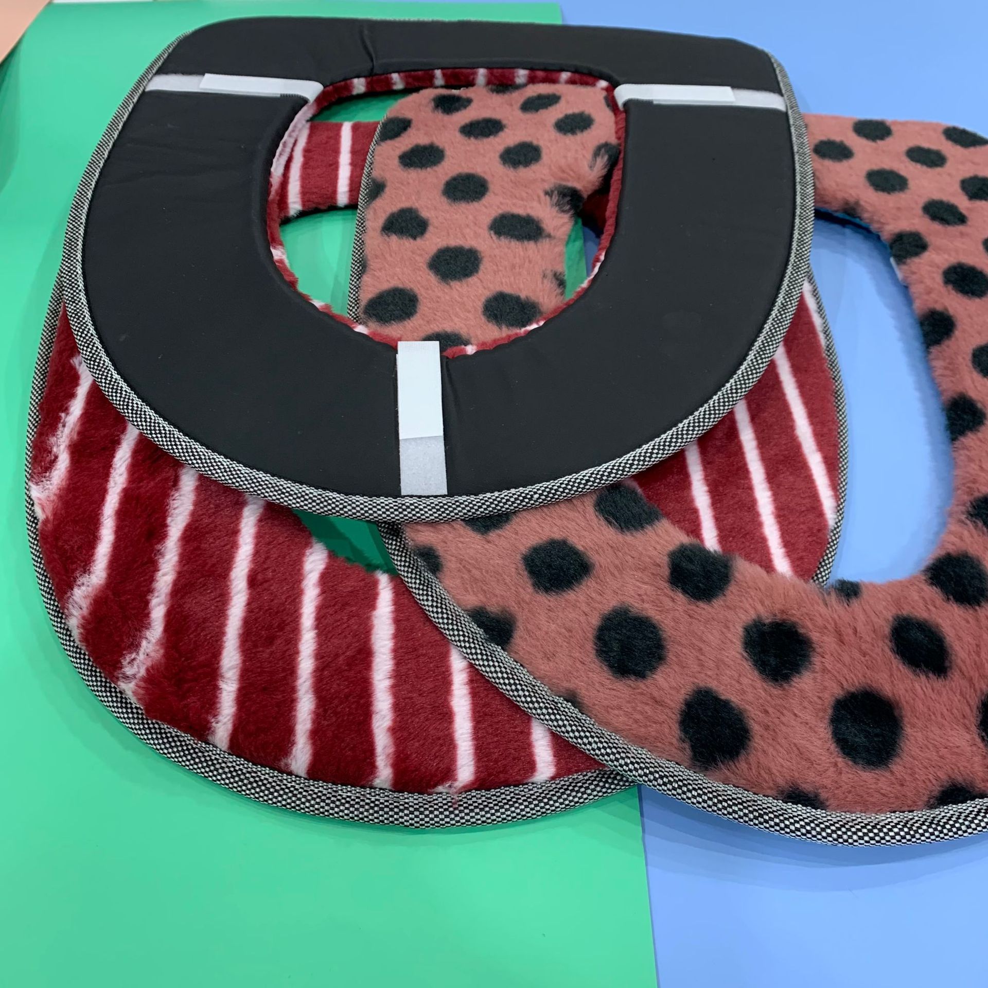 Spot clearance Tiantianquan 015 universal toilet seat cushion, toilet seat cover, adhesive buckle toilet cover