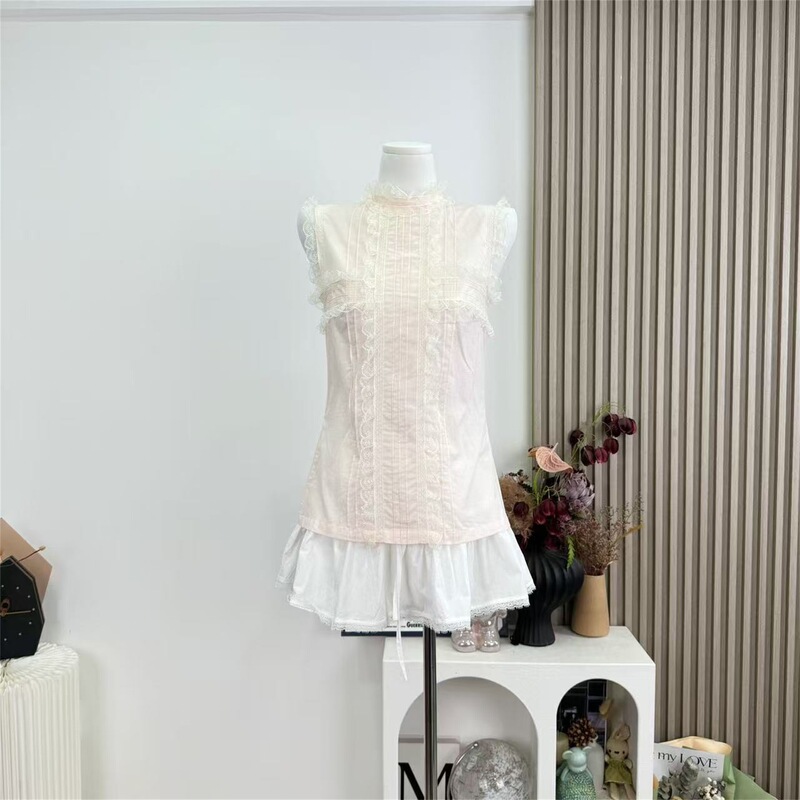 Light Pink Sleeveless Shirt for Women, Vintage Style Lace-Trimmed Vest Top