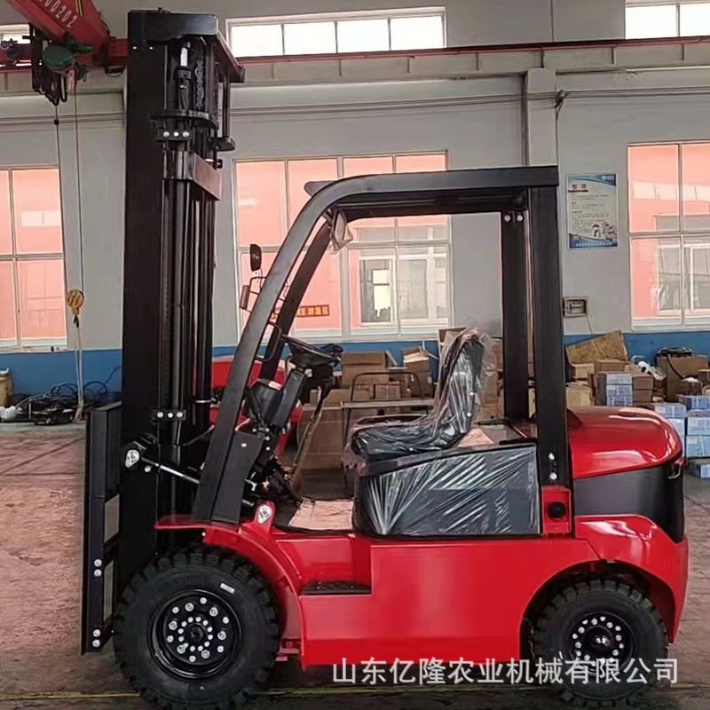 四驱柴油2吨3吨越野叉车 座驾式工地堆垛车 物流集装箱装卸叉车
